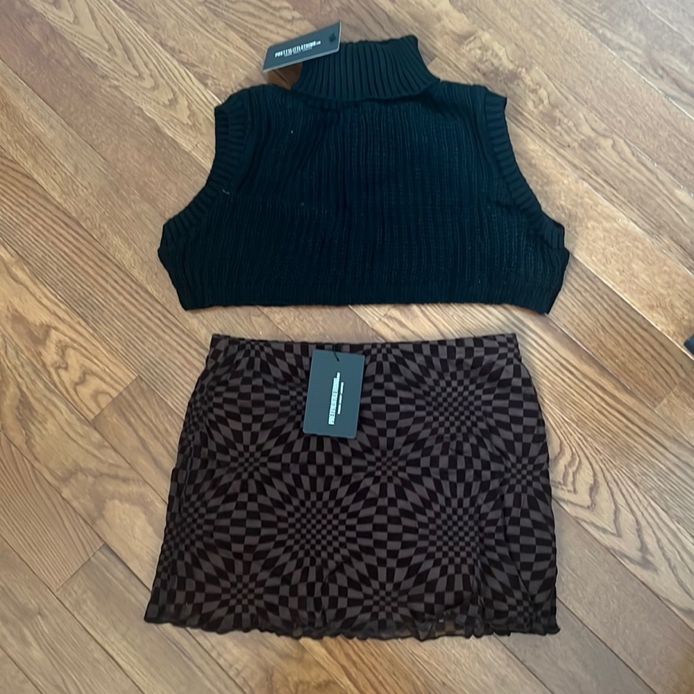 PLT chunky knit roll neck vest & mesh skirt